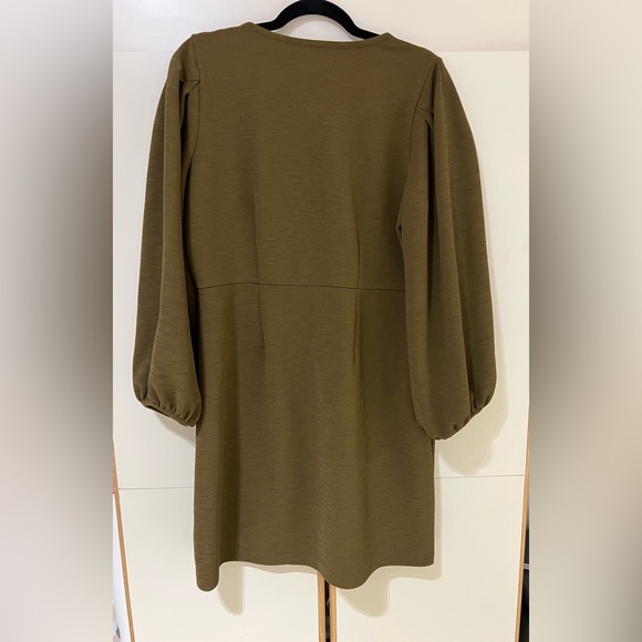 Button down Dress - Picture 2 of 2